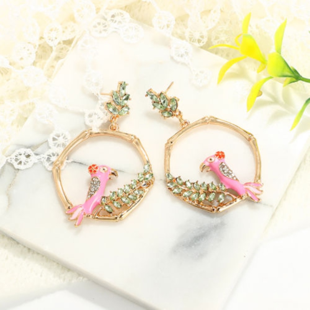 Bamboo Parrot Rhinestone Leaflet Hexagon Earrings - Picture 7 of 8
